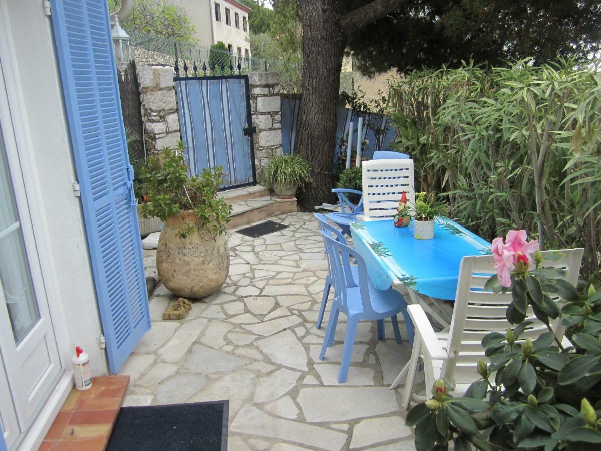 Studio Les Murs Vence Esterno foto
